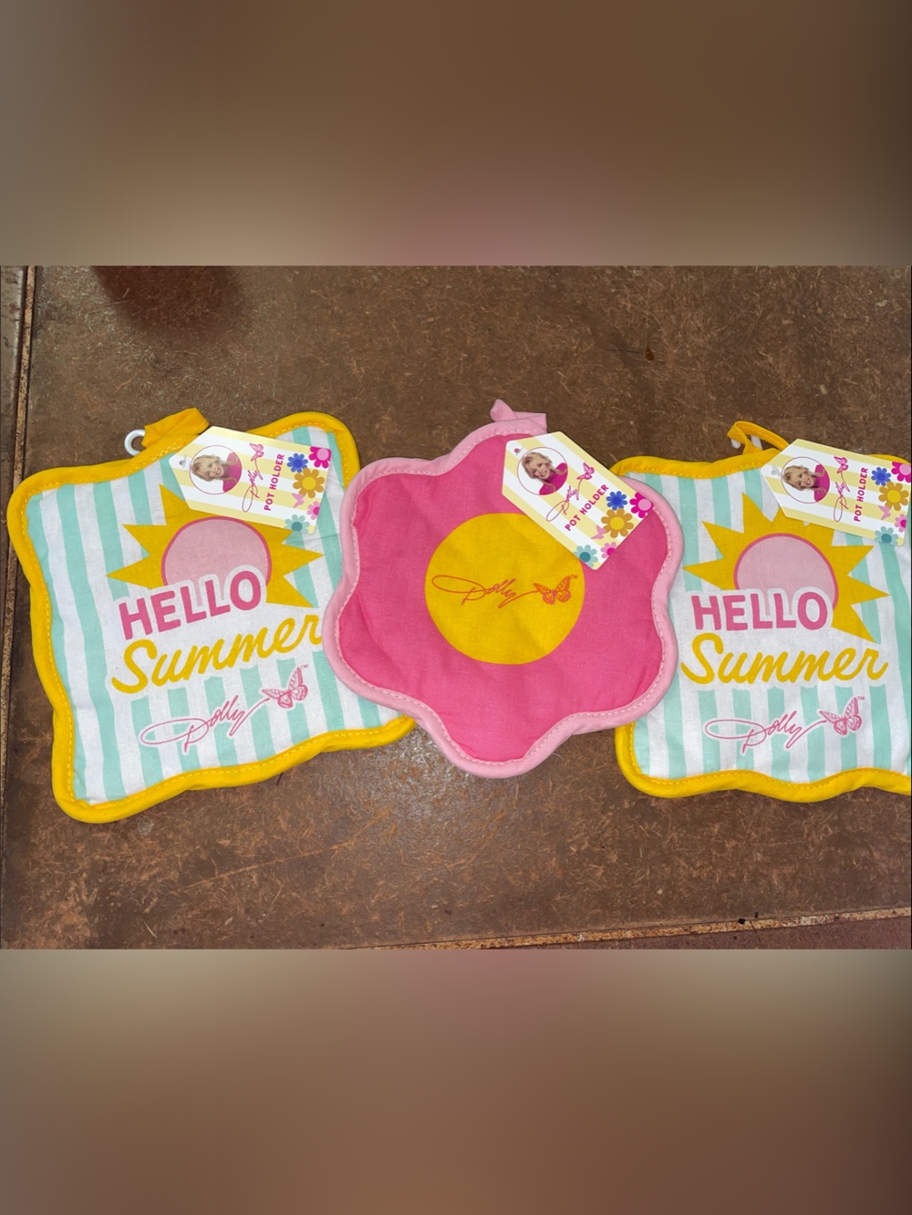 Dolly Hello Summer pot holders - Pink & Yellow Floral Set